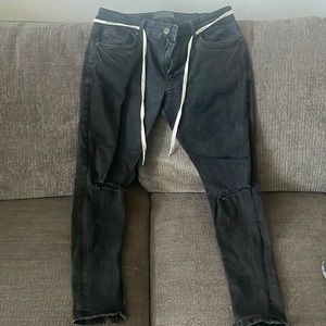 Black YoungLA distressed jeans with zippered ankles. 32/30